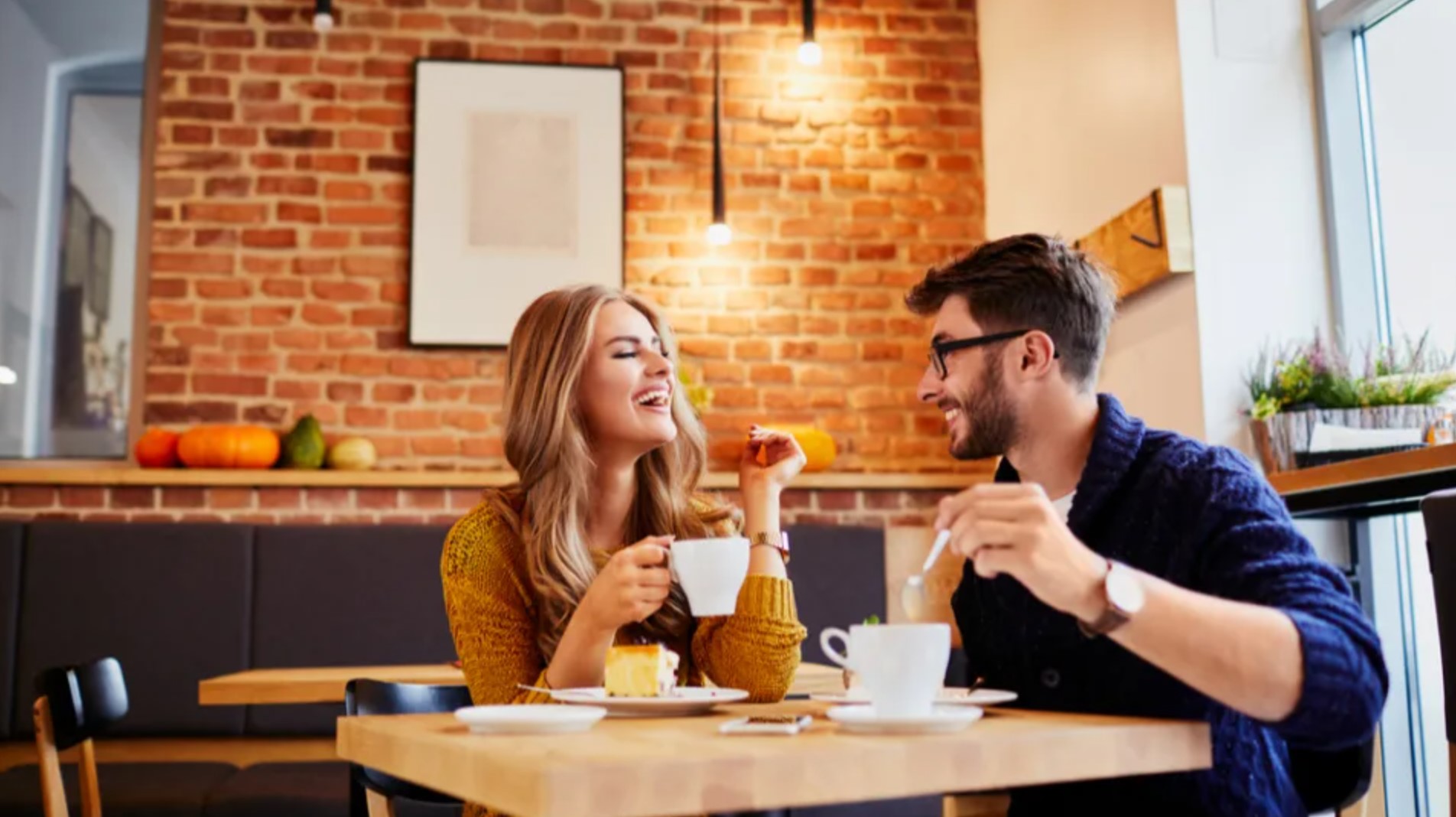 How to Deal With Nerves on a First Date